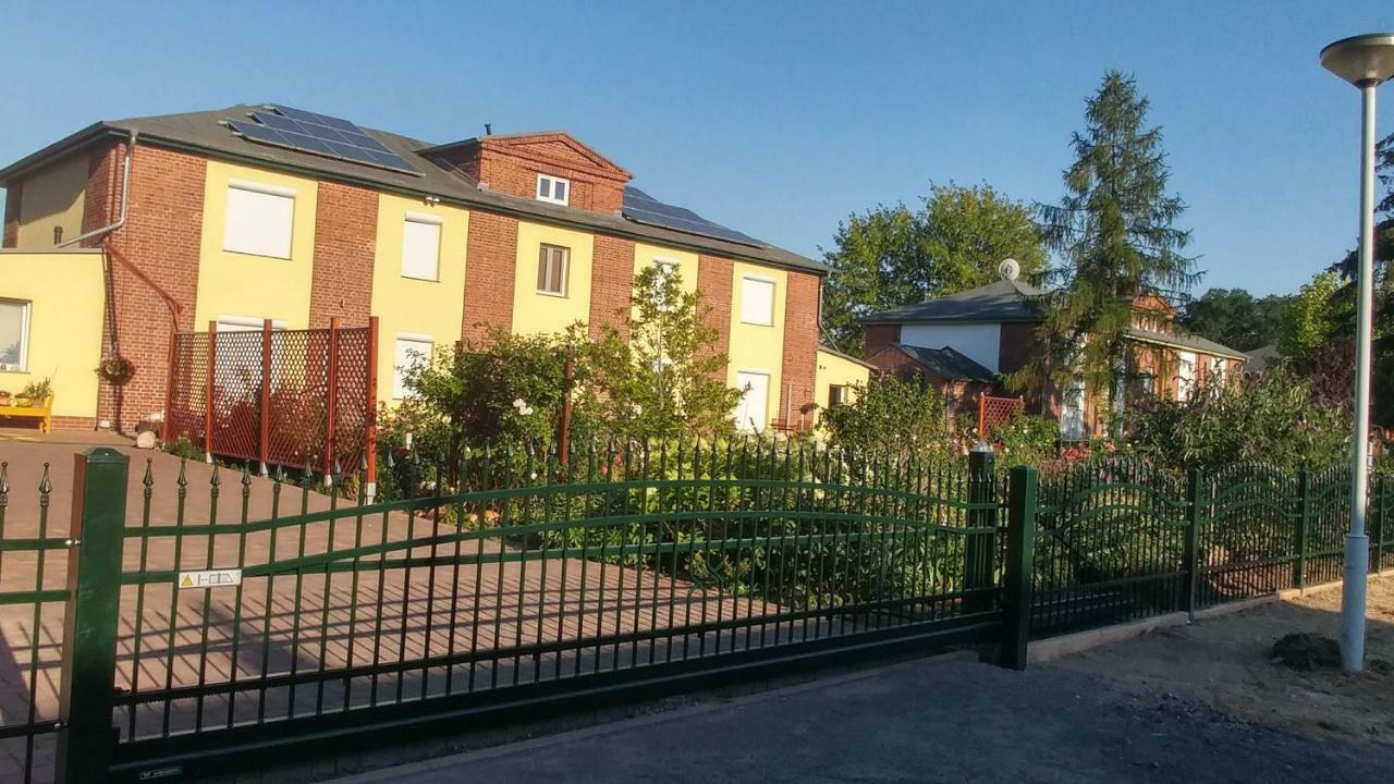 Ferienwohnungen Amselweg Бранденбург Екстериор снимка